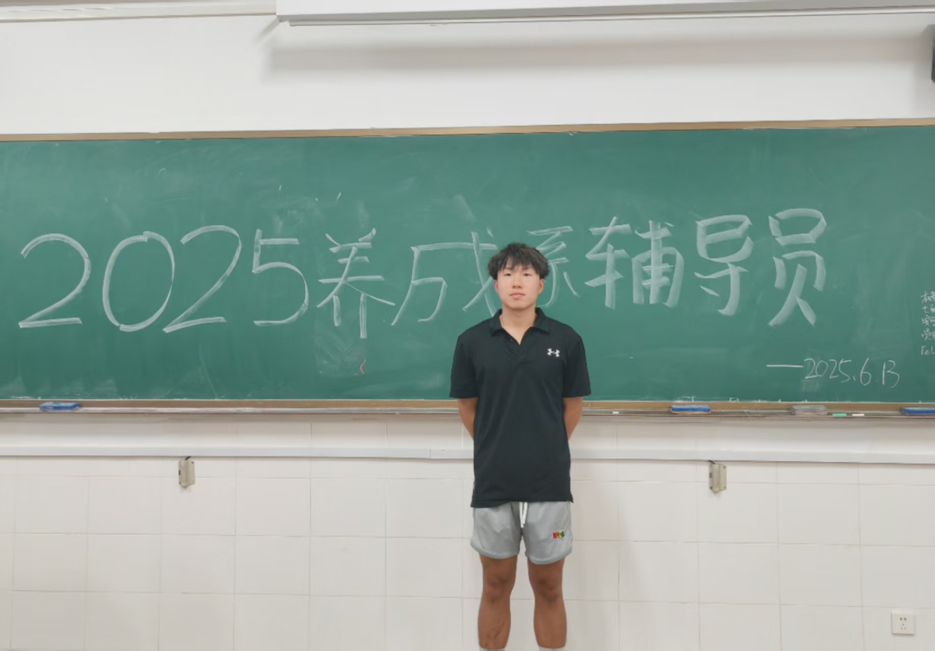 da8a96fe41074da5bb24214007d41339.jpg